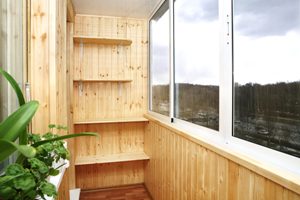 Деревянные шкафчики на балкон